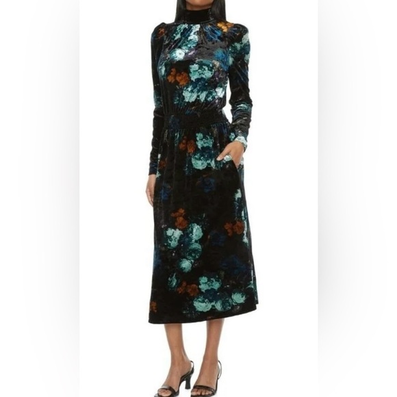 RYEGRASS Dresses & Skirts - RYEGRASS Black Floral Velour Maxi Dress Size S